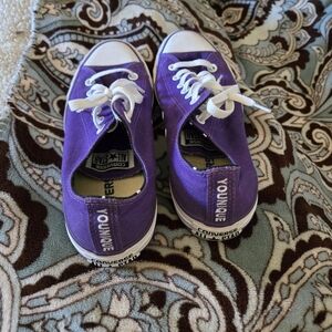 Younique All Star Converse size woman's 8